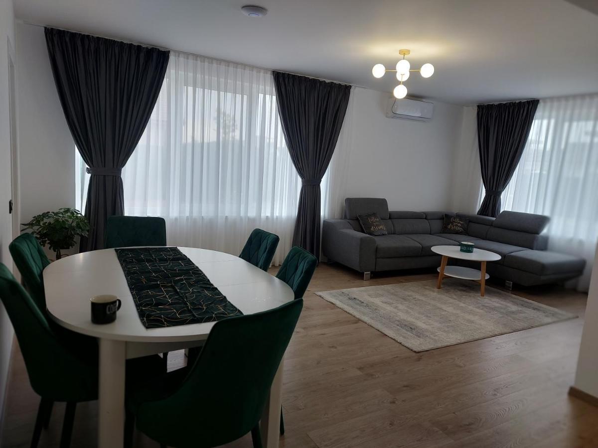Casa Abiiani Ξενοδοχείο Oradea Εξωτερικό φωτογραφία