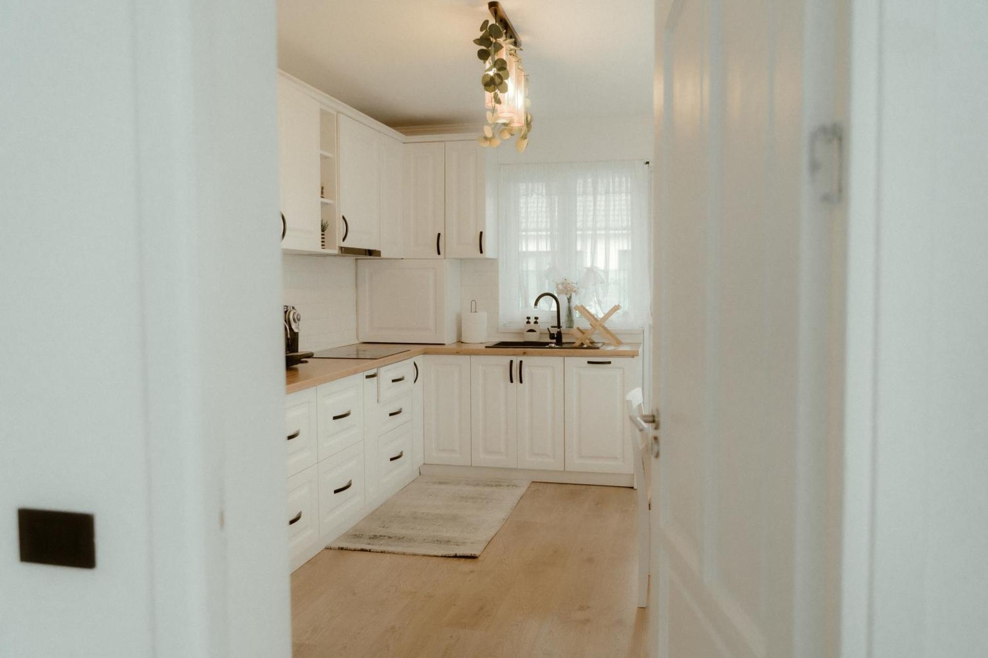 Casa Abiiani Ξενοδοχείο Oradea Εξωτερικό φωτογραφία